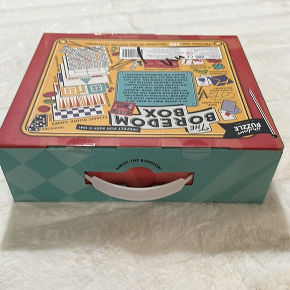 The Boredom Box Professor Puzzle 200 Play Sets - Picture 4 of 6